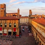 Panoramica Bologne visites avec guideDroit d'auteur a href=httpsfr.123rf.comprofile_xamnesiacxxamnesiacx 123RF Banque d'imagesa